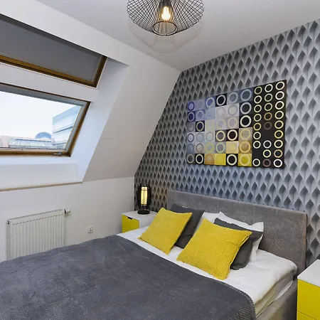 מלון דירות D&c Holdings ורוצלב