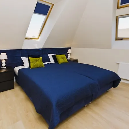 D&c Holdings Hotel apartamentowy